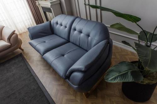 Rissing Sofa Set